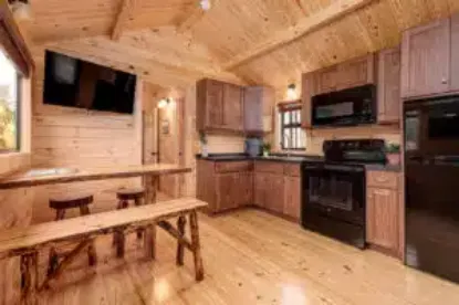 Picture of Lakeview Log Cabin