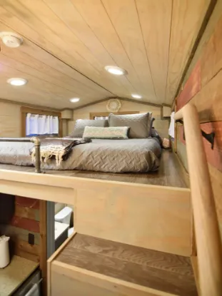 Picture of Imagine Tiny HOuse - Cottonwood