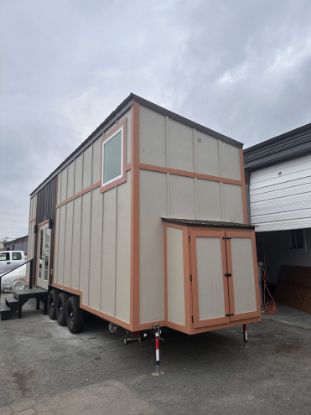 Picture of 30×8 Tiny Home on Wheels